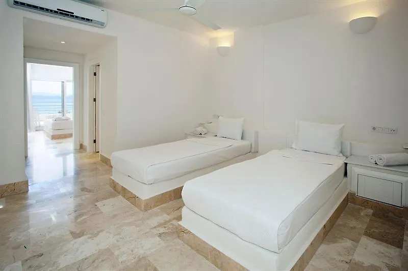 Отель Club Sardinia Бодрум
